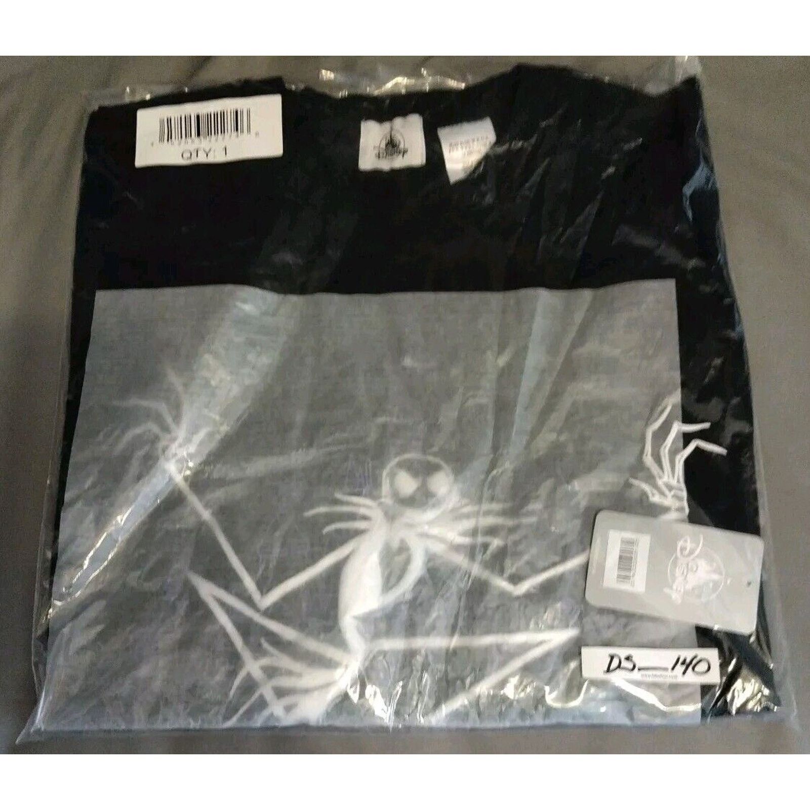 Disney NWT! Disney EMBROIDERED J.Skellington DISNEYLAND T-Shirt- XL Size US XL / EU 56 / 4 - 3 Thumbnail