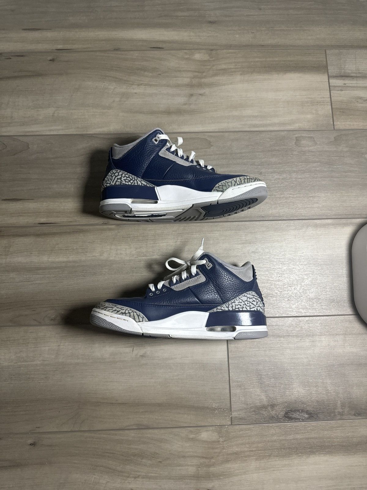 Jordan Brand Jordan 3 Georgetown Size US 9 / EU 42 - 2 Thumbnail