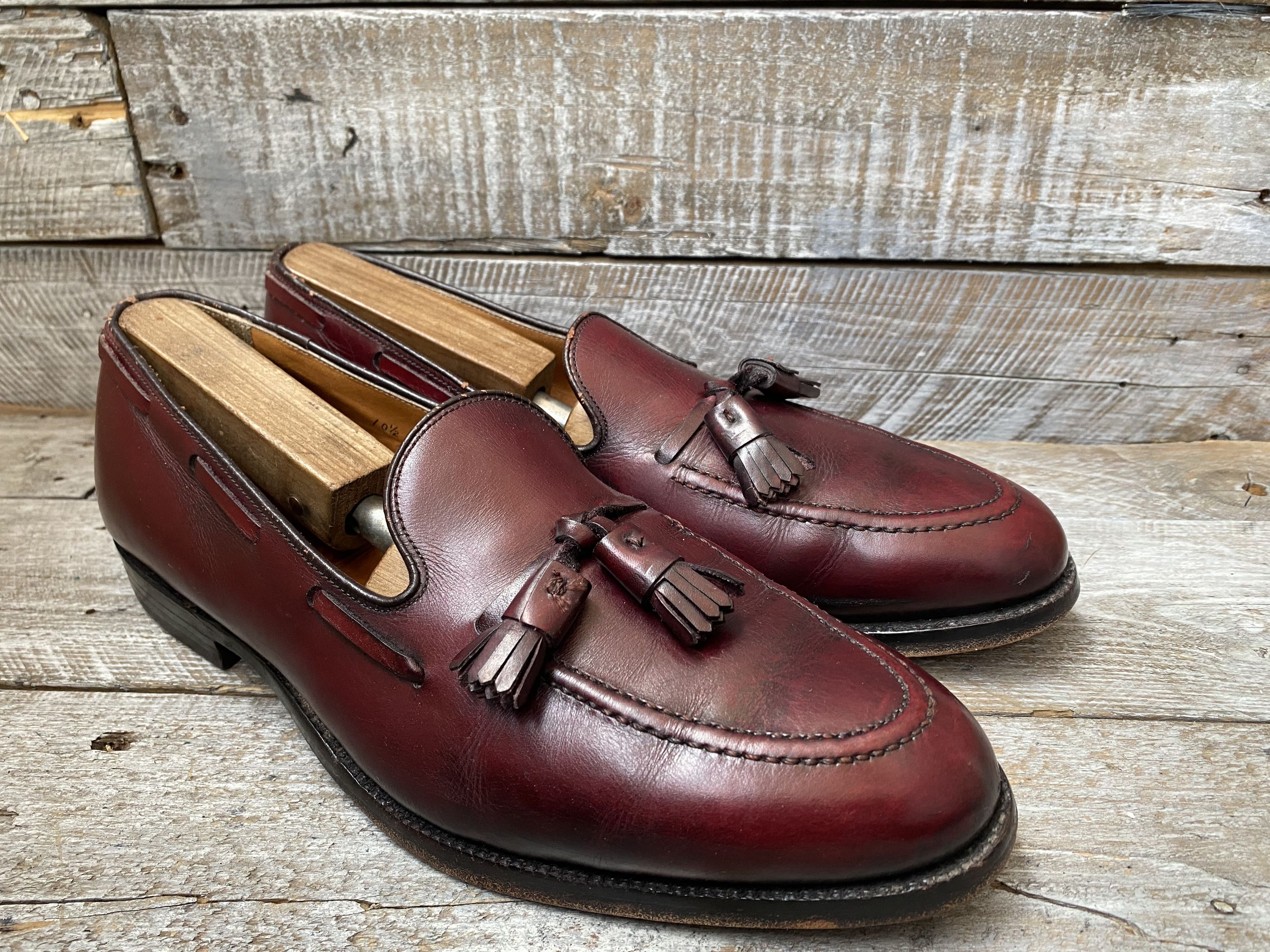 Alden Alden tassel burgundy slip- on leather shoessz 10.5A/C Size US 10.5 / EU 43-44 - 12 Thumbnail