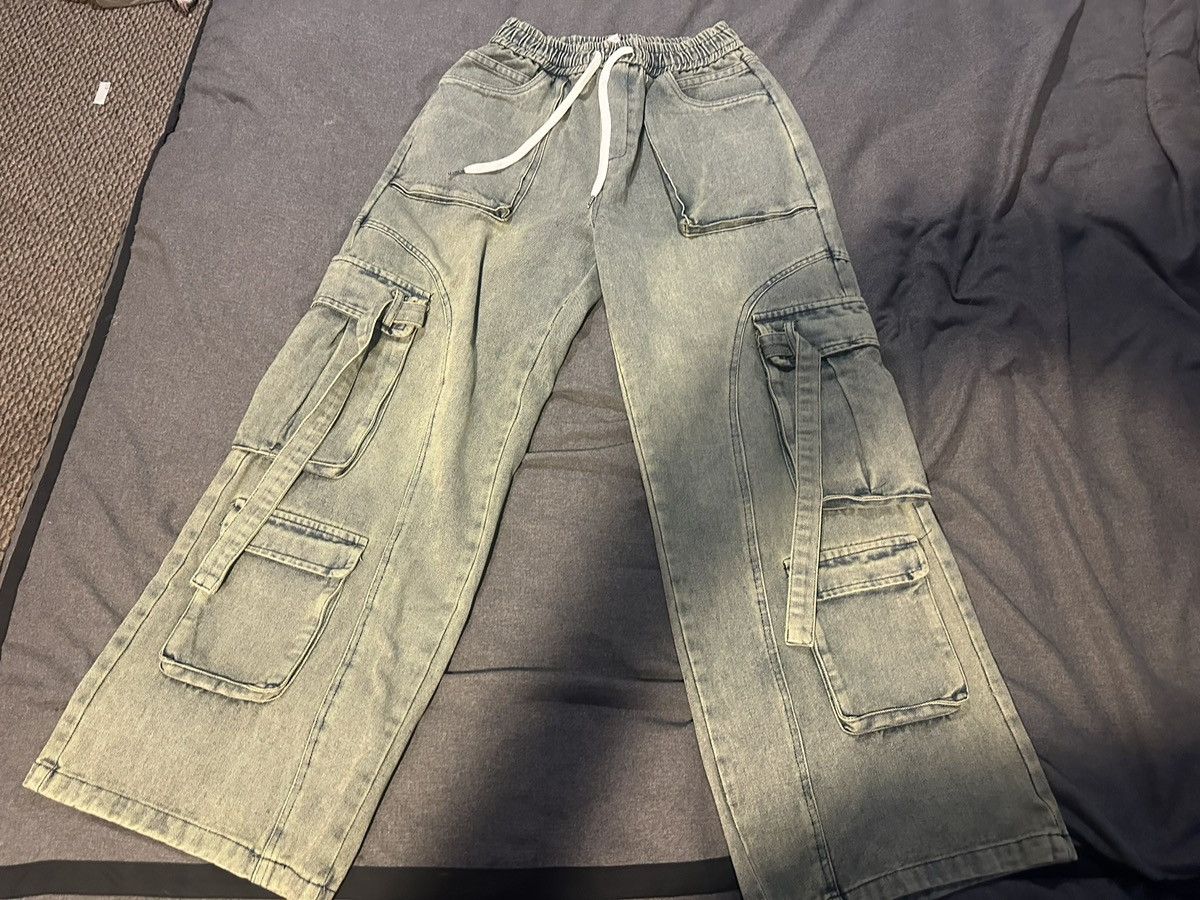 Other Oversized Light Blue Cargo Pangs Size US 32 / EU 48 - 1 Thumbnail
