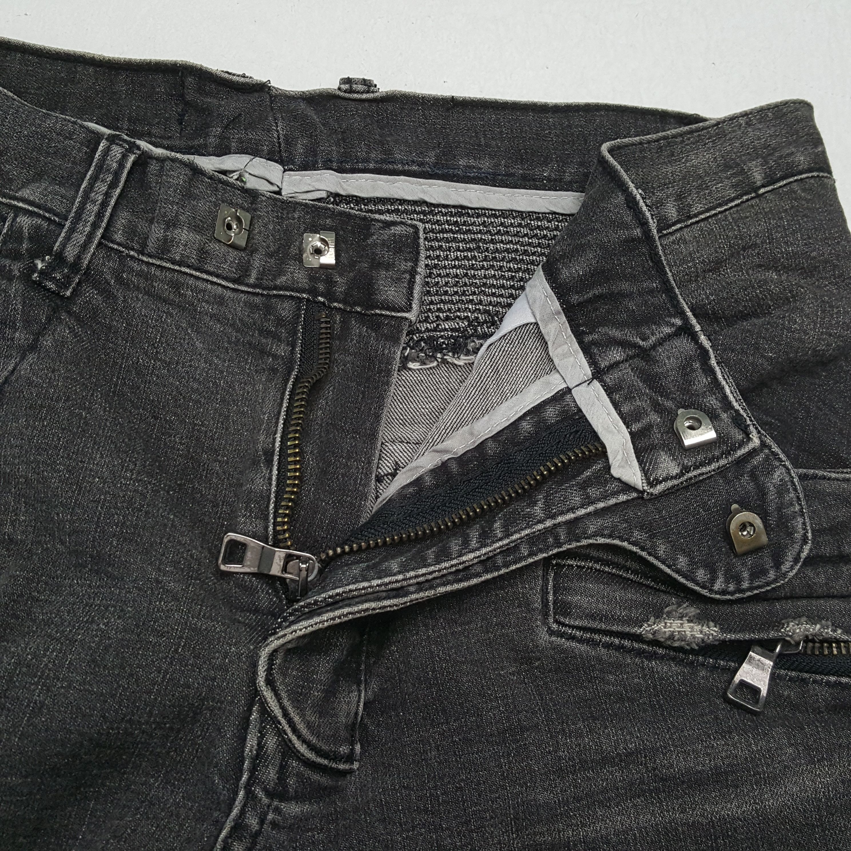 Vintage BALMAIN Paris Fashion Brand Distressed Jeans Size US 31 - 12 Thumbnail