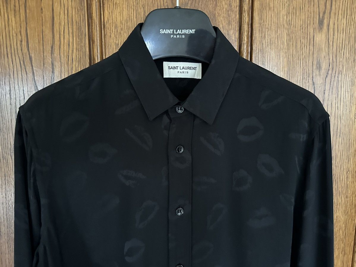 Saint Laurent Paris SS16 Saint Laurent kiss lips silk viscose black shirt Hedi Size US M / EU 48-50 / 2 - 8 Thumbnail