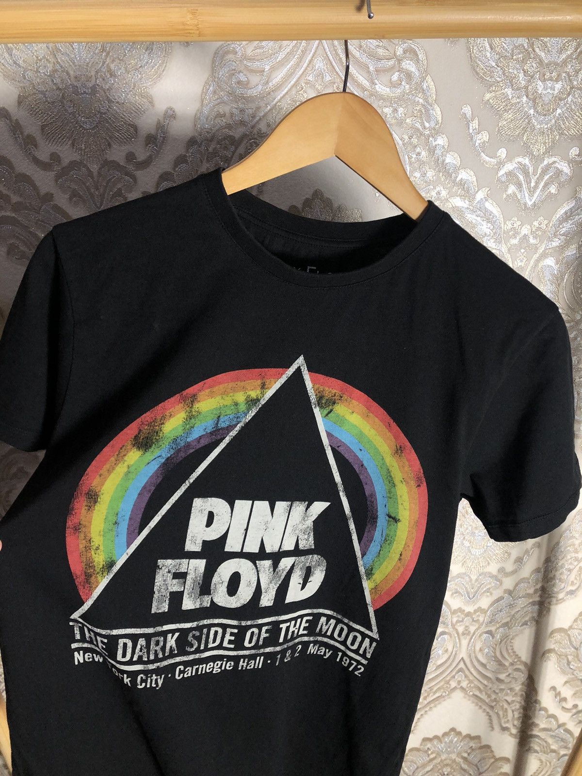Band Tees VERY RARE PINK FLOYD WORLD TOUR ROCK T-SHIRT RETRO Y2K 90s Size US M / EU 48-50 / 2 - 2 Thumbnail