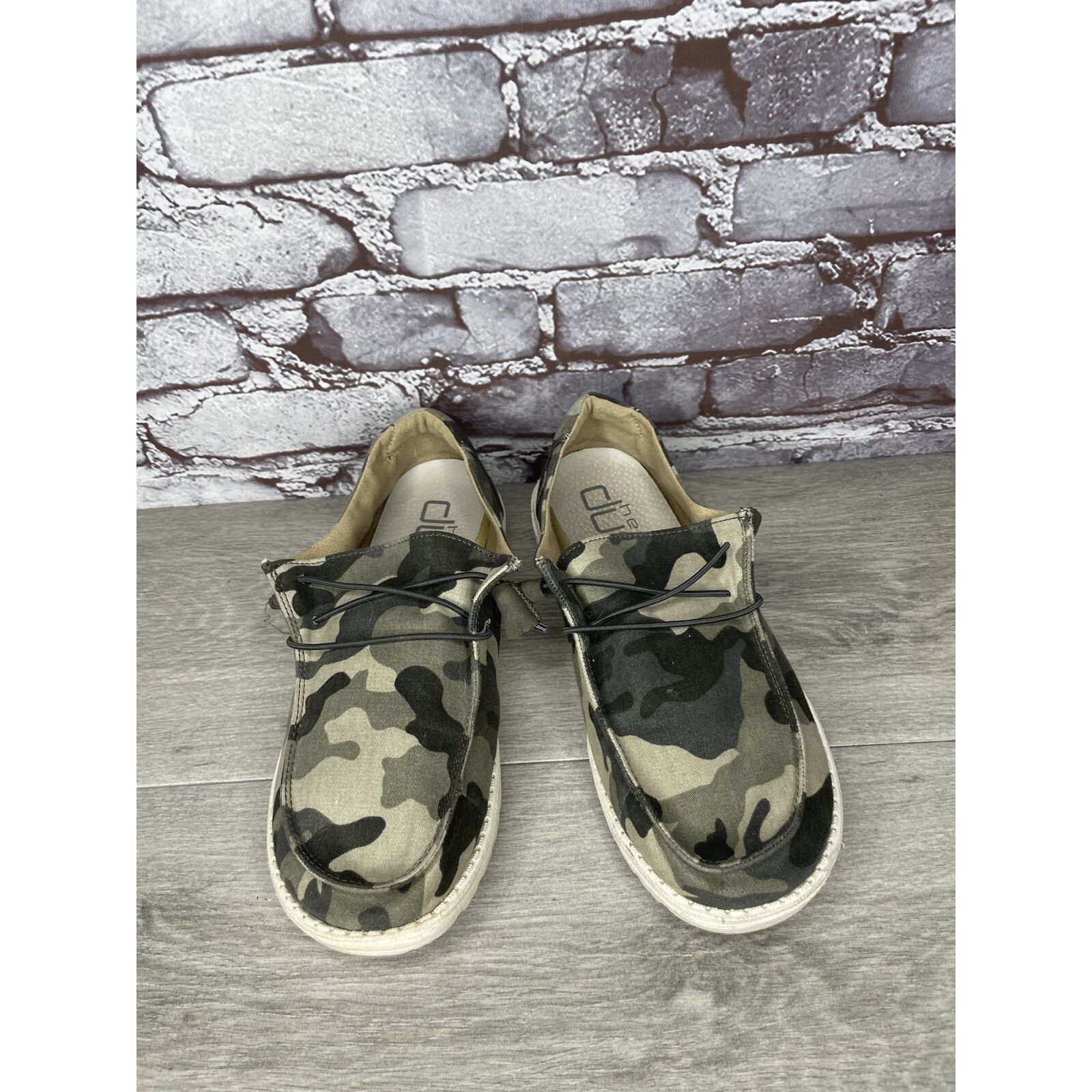 Other Hey Dude Wendy Camo Green Brown Canvas Sneakers Shoes Women' Size US 9 / IT 39 - 2 Thumbnail