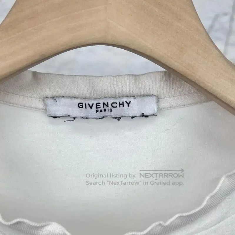 Burberry Burberry White Cotton Graphic T-Shirt. Size XS / US 0-2 / IT 36-38 - 3 Thumbnail