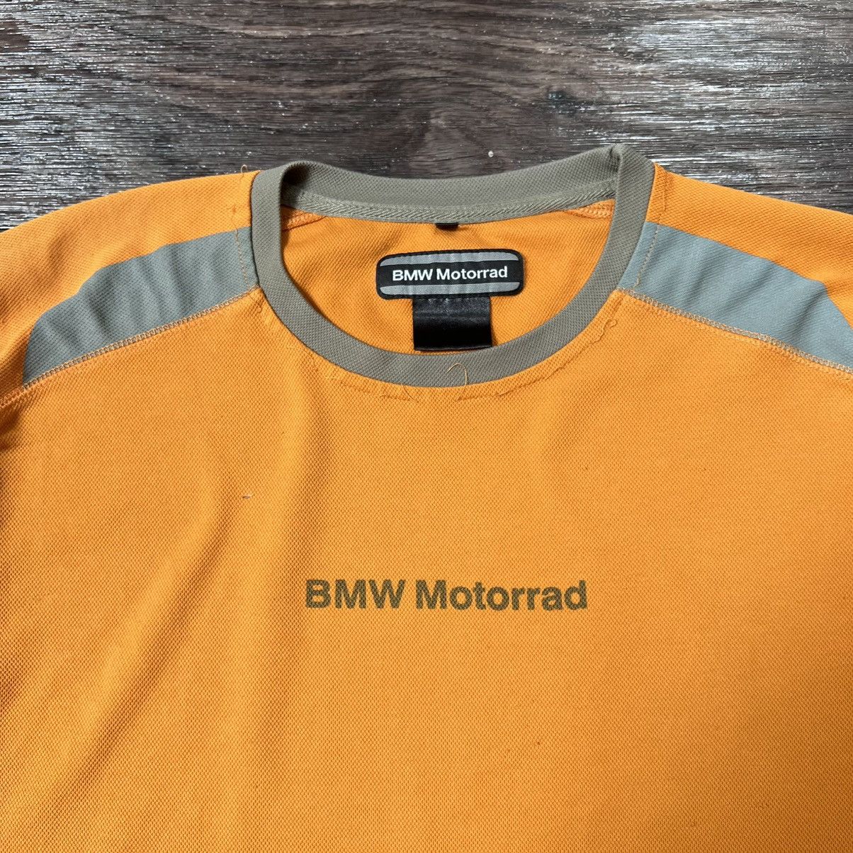 BMW Vintage late 2000 BMW Motorsports Motorrad Summer Tee Size US M / EU 48-50 / 2 - 4 Thumbnail