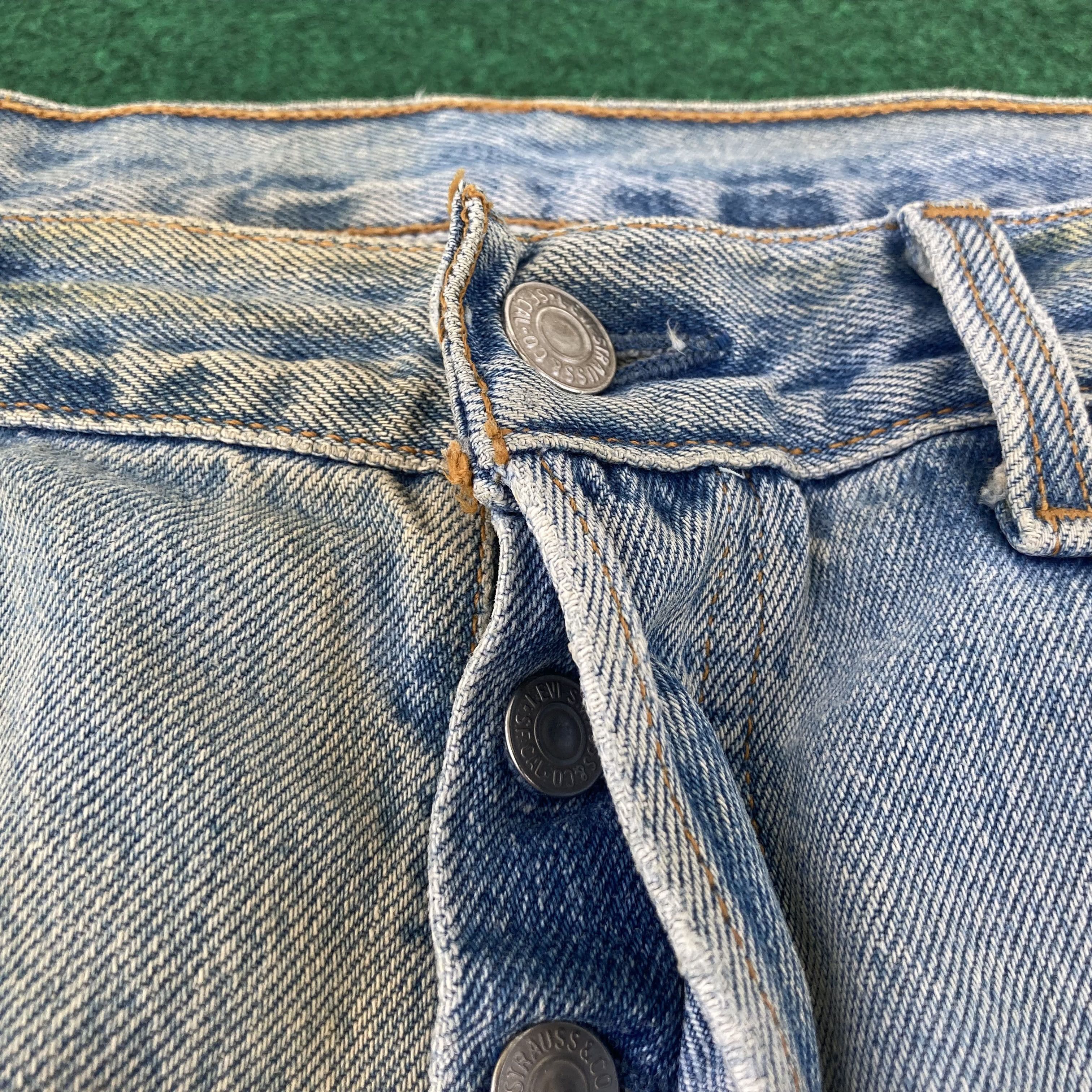 Levi's × Vintage Vtg Levis 501 Distressed Ripped Stains Sz 32 Jeans Size US 32 / EU 48 - 5 Thumbnail