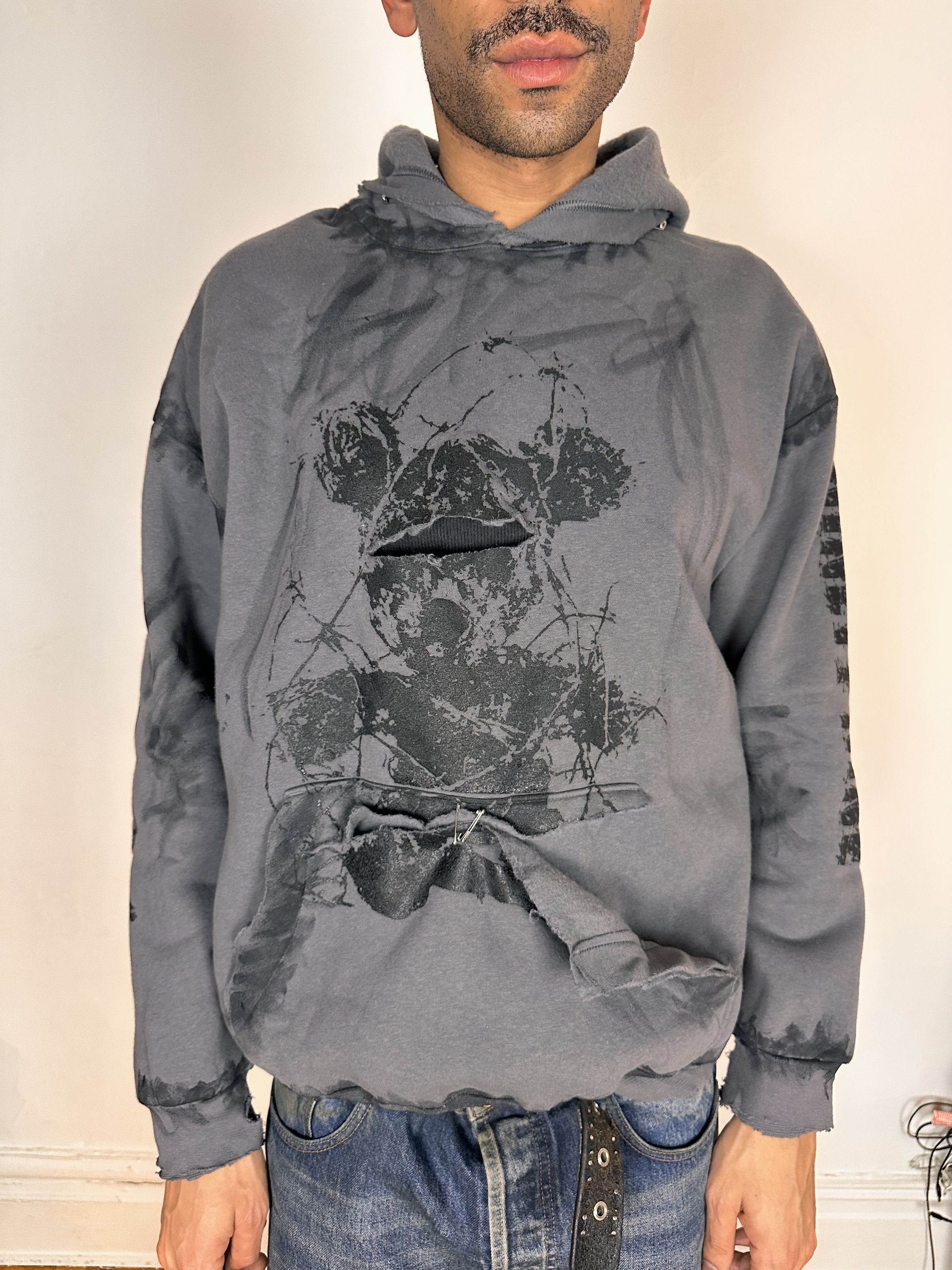 Vintage ASTROBOI* Psycho Teddy Barbed Wire Grey Grunge Hoodie - XL Size US XL / EU 56 / 4 - 1 Thumbnail