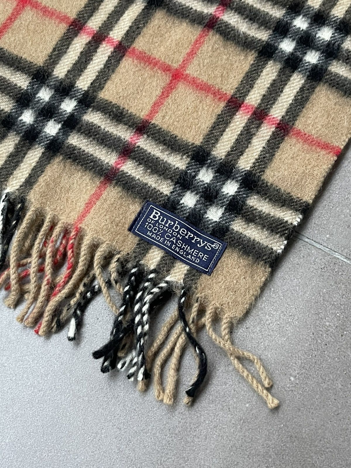 Burberry Burberrys Nova Check Checkered Beige Cashmere Scarf Size ONE SIZE - 6 Thumbnail