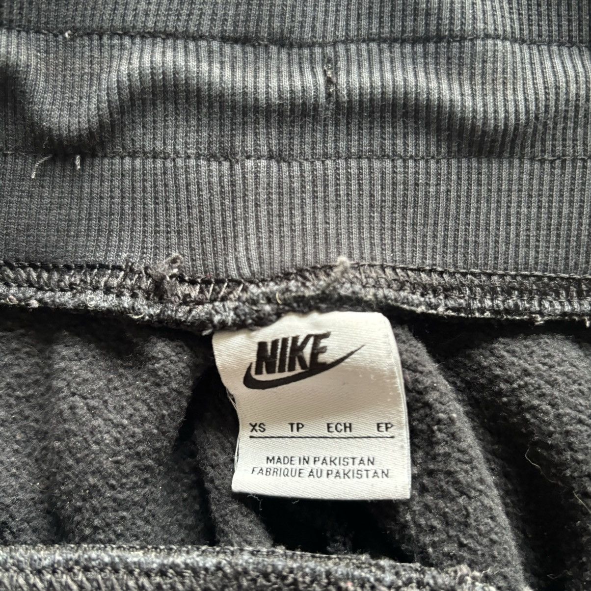 Nike Black nike baggy sweatpants joggers Size US 30 / EU 46 - 5 Thumbnail