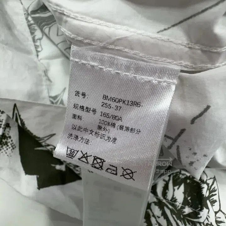 Givenchy Givenchy SS21 Zip Print Short. Size US XXS / EU 40 - 5 Thumbnail