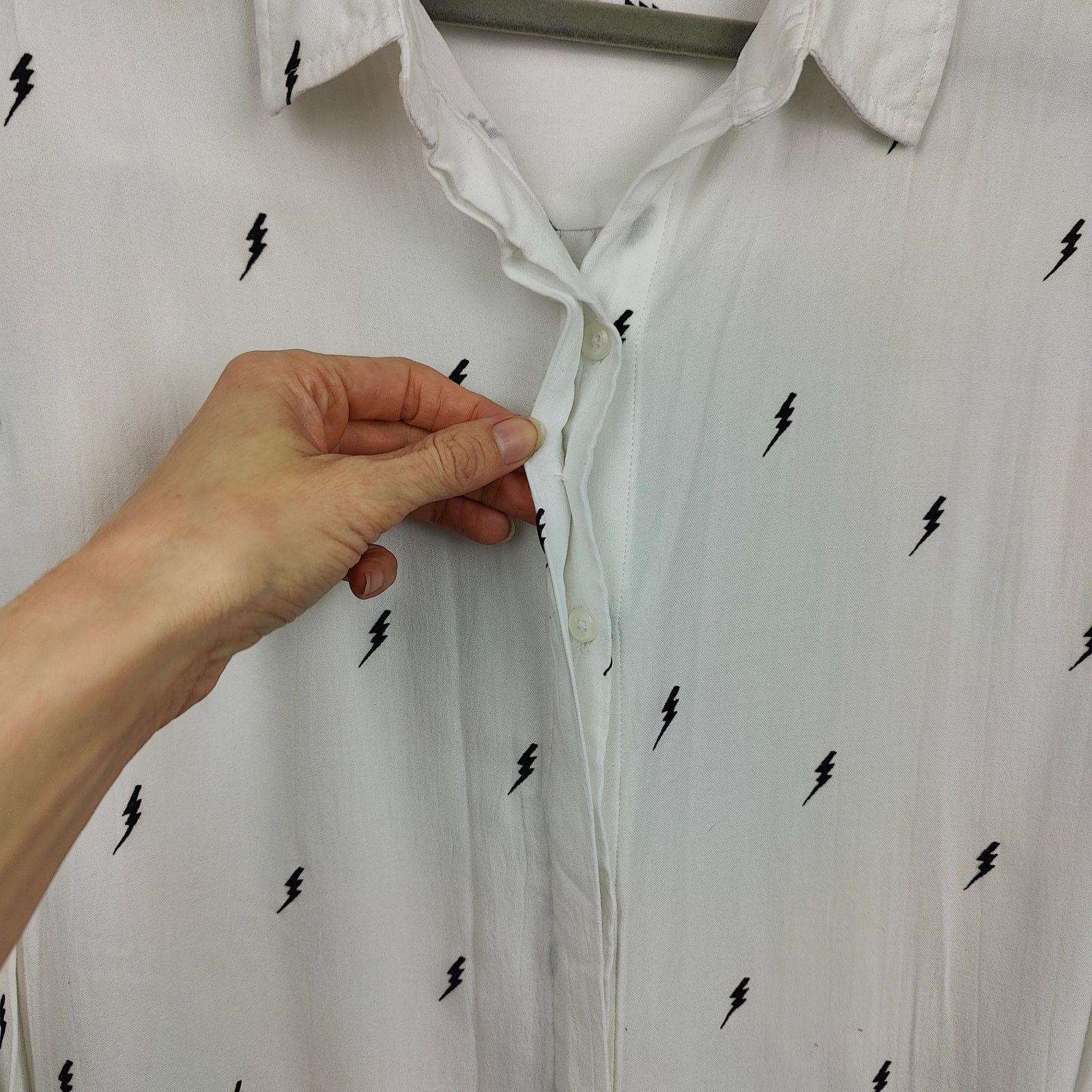 Rails Rails Taylor Shirt Womens Large White Black Lightning Size L / US 10 / IT 46 - 3 Thumbnail
