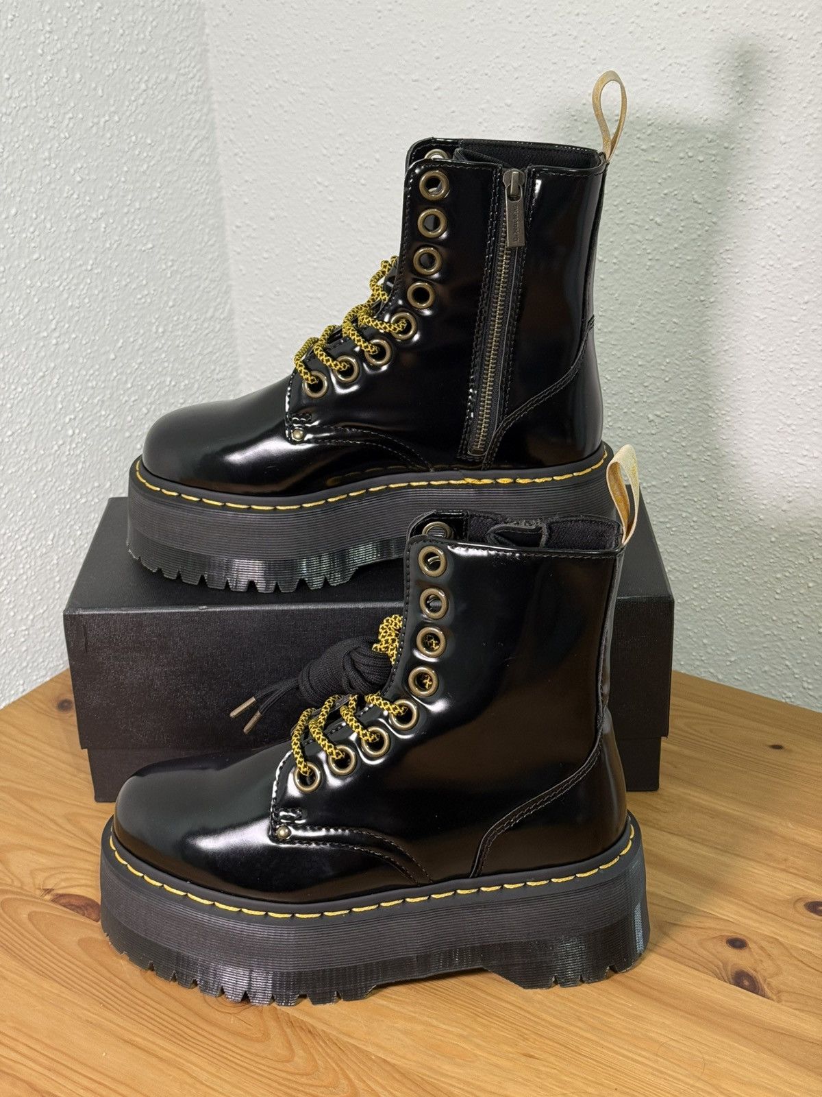 Dr. Martens Dr. Martens Jadon Max Platform Boot Size US 8 / IT 38 - 5 Thumbnail
