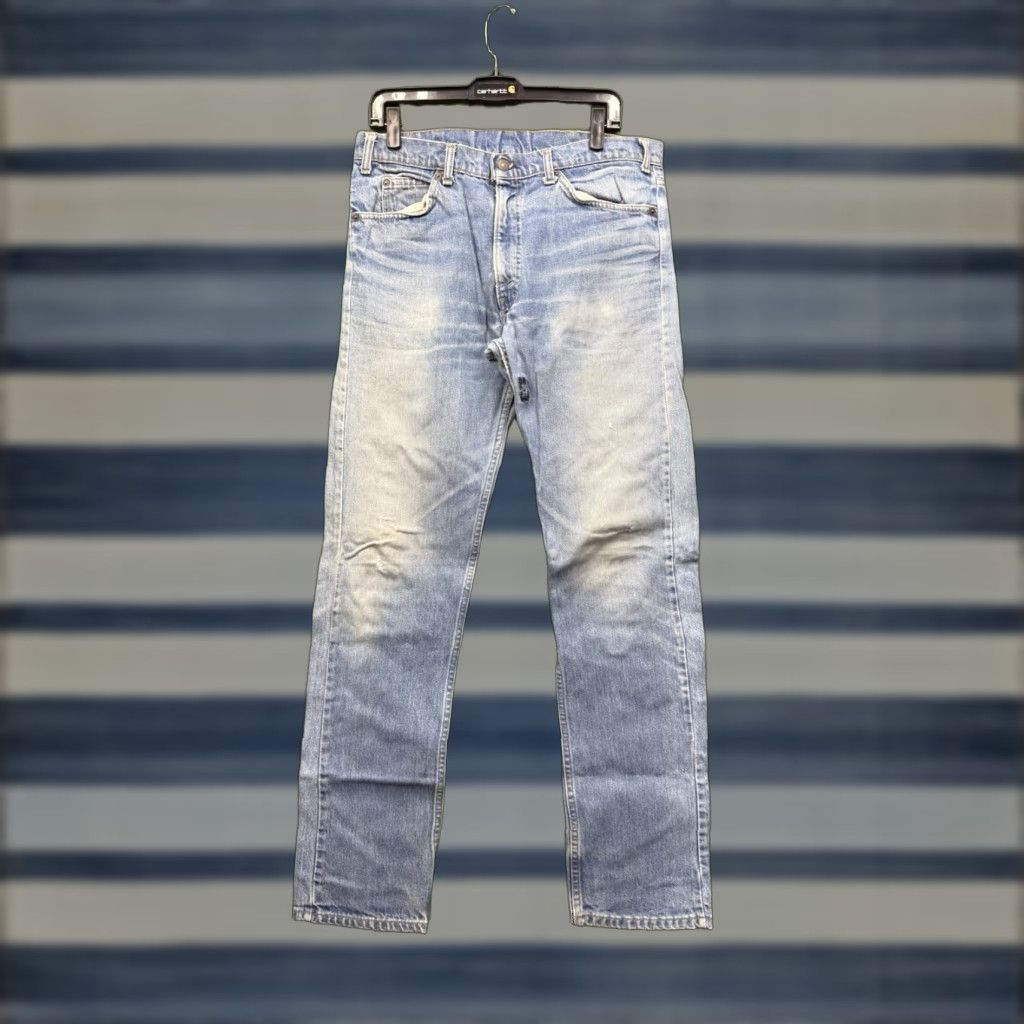 Levi's VINTAGE Levi's 517 Jeans Mens 32x36 Boot Cut Light Wash Denim Blue USA Cowboy 90s Mens Size US 32 / EU 48 - 1 Thumbnail