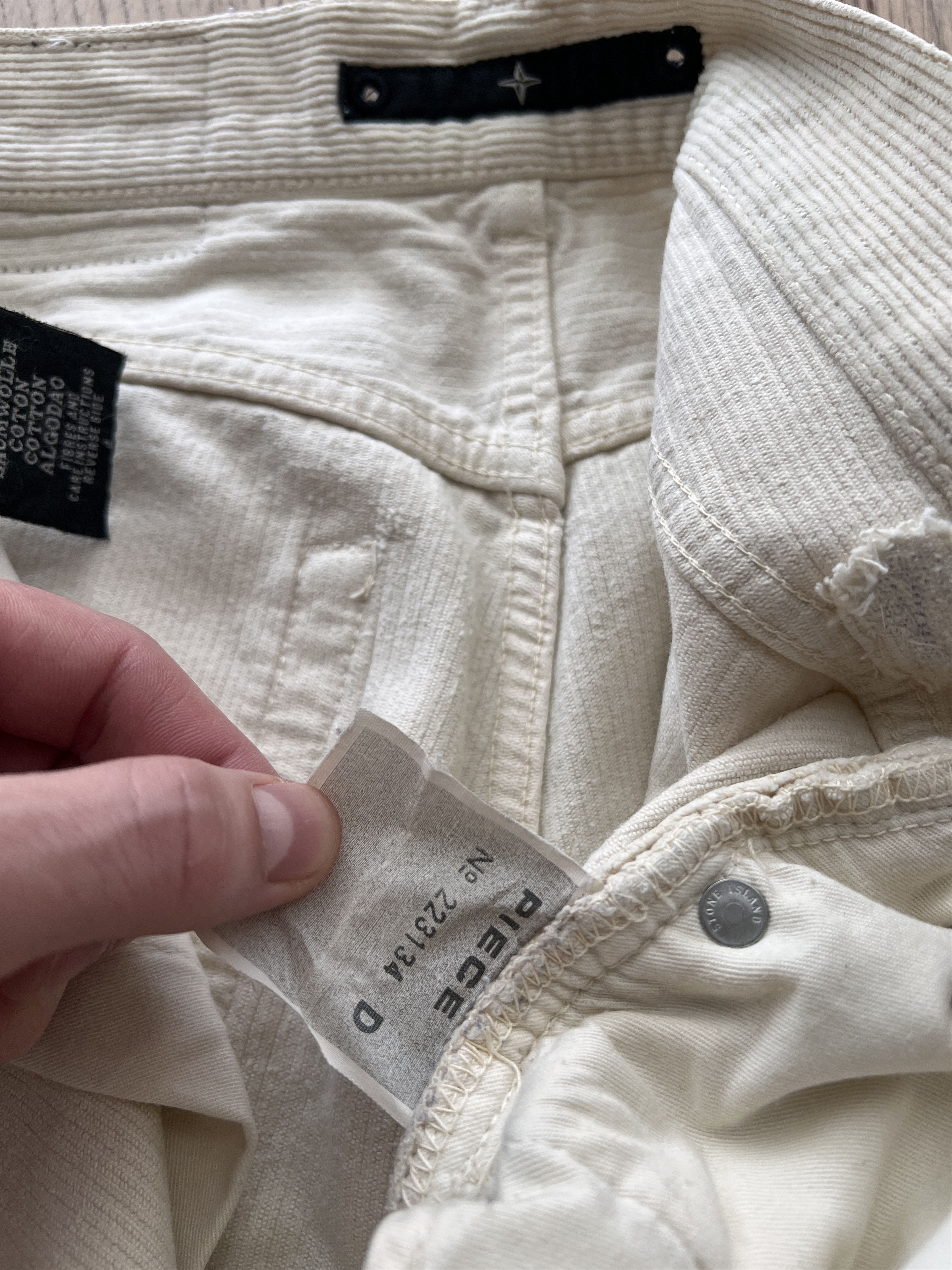 Stone Island Rare! Stone Island vintage 90s cream corduroy pants velvet Size US 31 - 18 Thumbnail