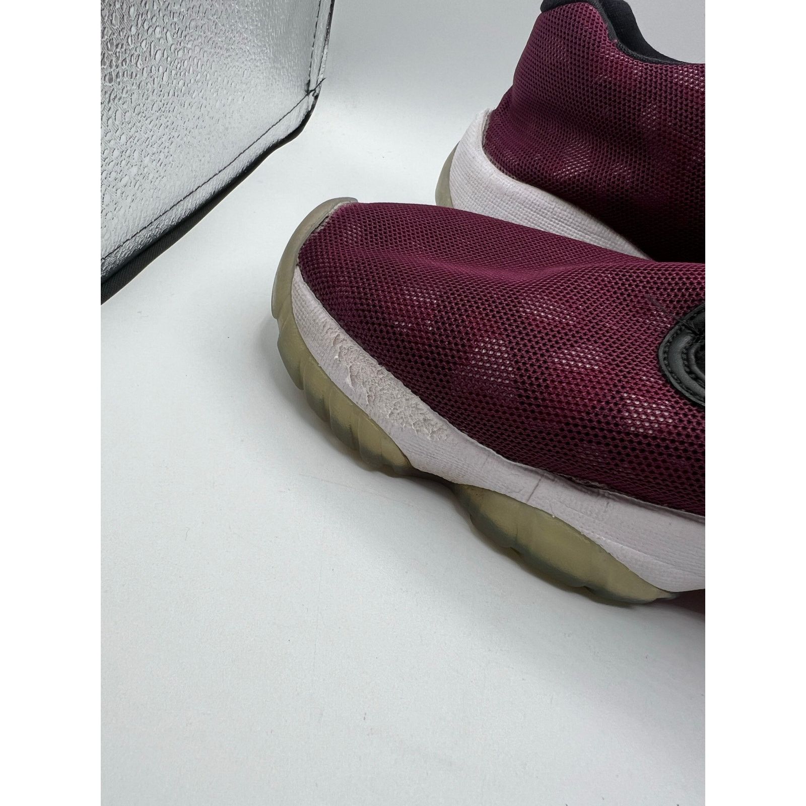 Jordan Brand Air Jordan Future Low “Bordeaux Camo” size 10 men’s used Size US 10 / EU 43 - 6 Thumbnail