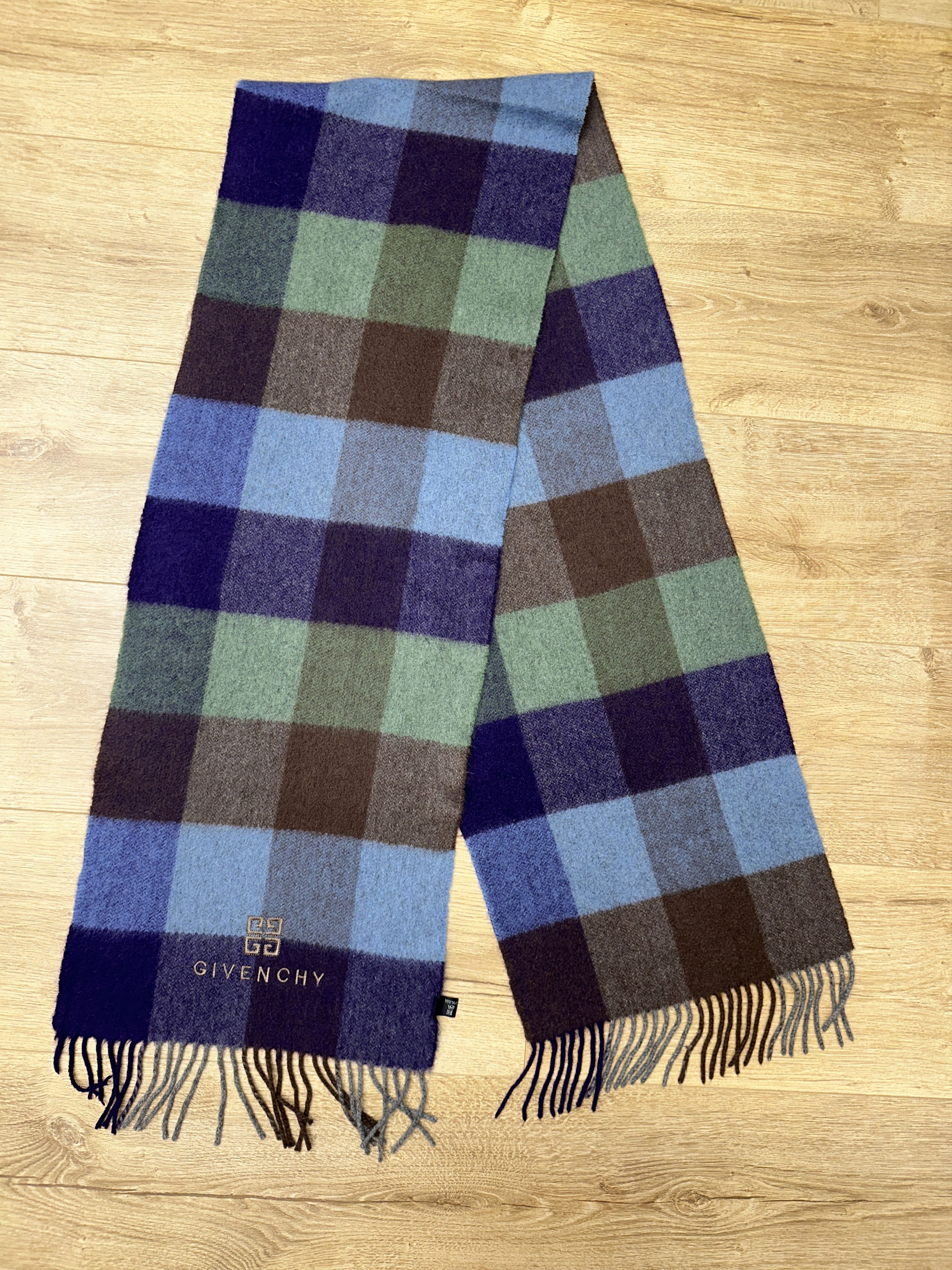Givenchy Givenchy 100% Cashmere Check 4G Logo Scarf 180x30cm Size ONE SIZE - 6 Thumbnail
