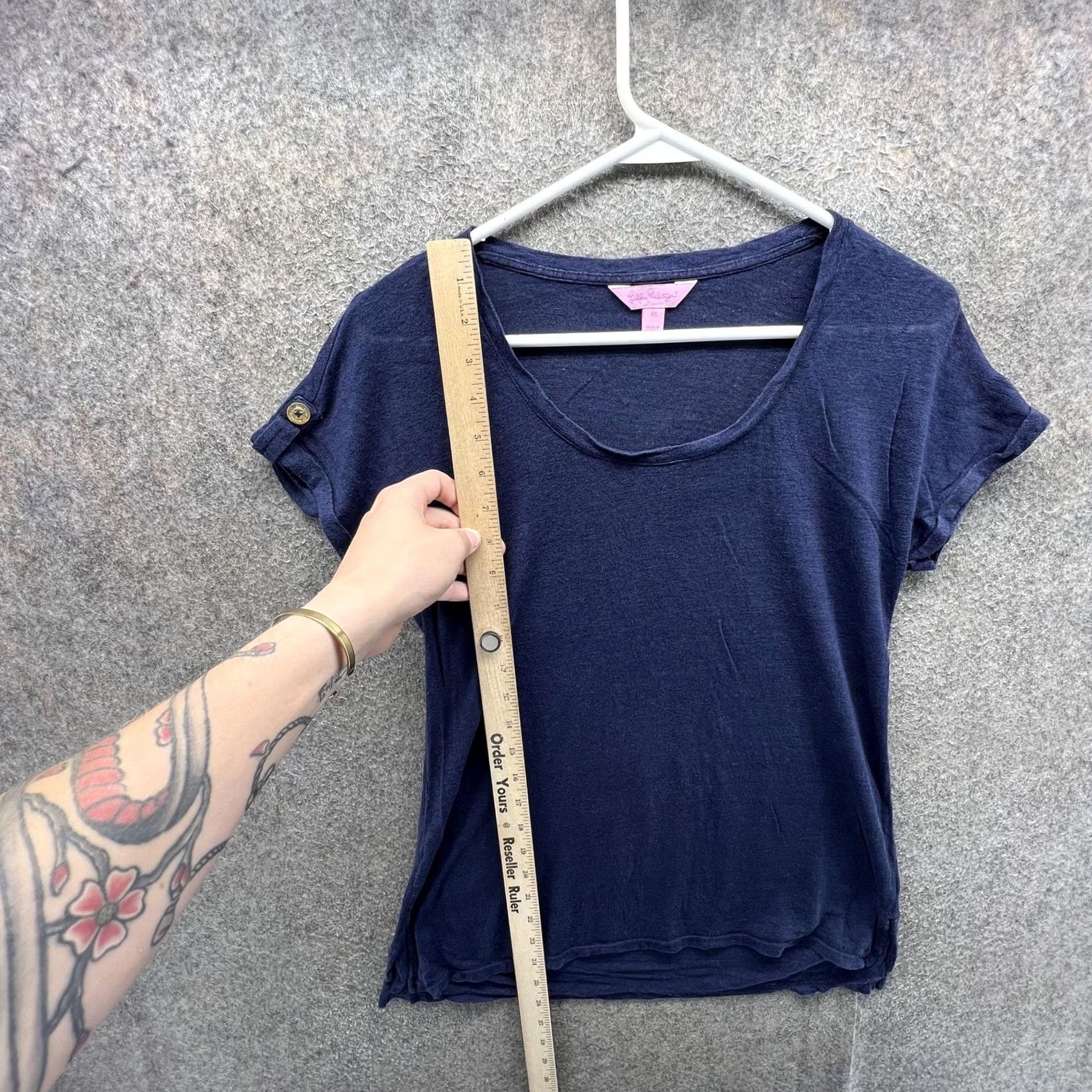 Lilly Pulitzer Lilly Pulitzer Shirt Womens XS Blue Linen Scoop Neck Roll Tab Short Sleeve Top Size XS / US 0-2 / IT 36-38 - 4 Thumbnail