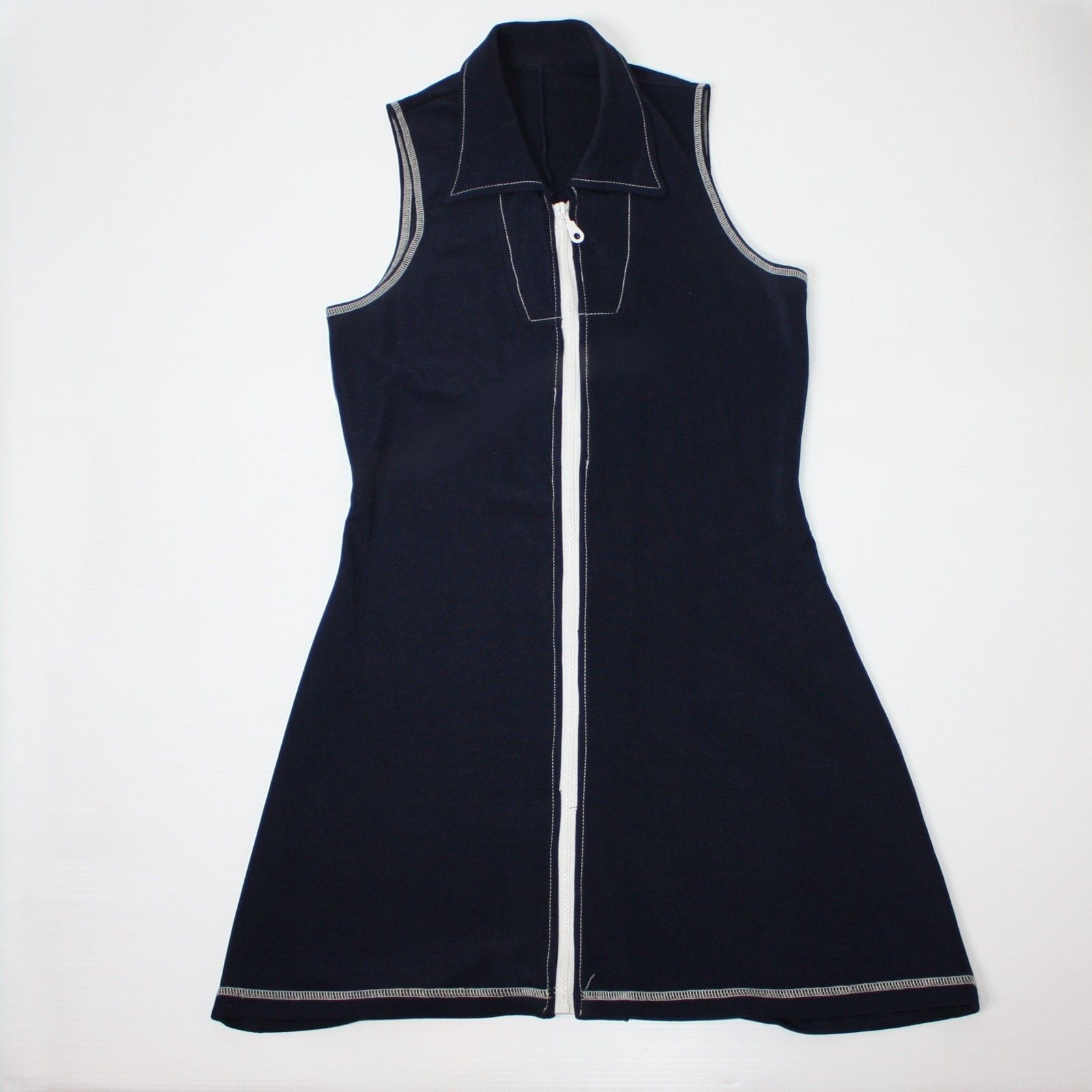 Other Navy Blue with White Contrast Zip Front Dress in size Medium Size M / US 6-8 / IT 42-44 - 5 Thumbnail