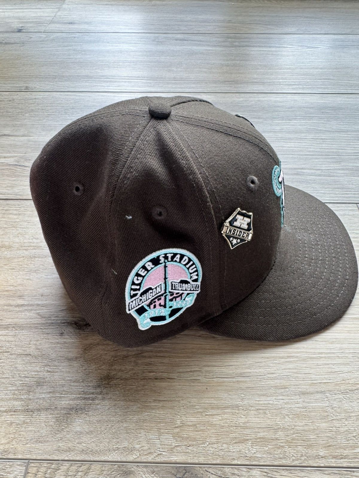 New Era Detroit Tigers - Tiger Stadium Side Patch Brown/Pink /Teal Size ONE SIZE - 2 Thumbnail