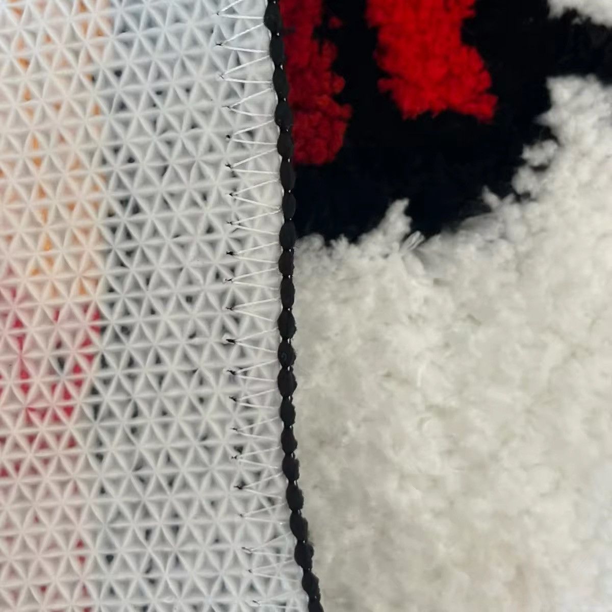 Handmade Design Fluffy Tufted Bedroom Carpet Rug Size ONE SIZE - 3 Thumbnail