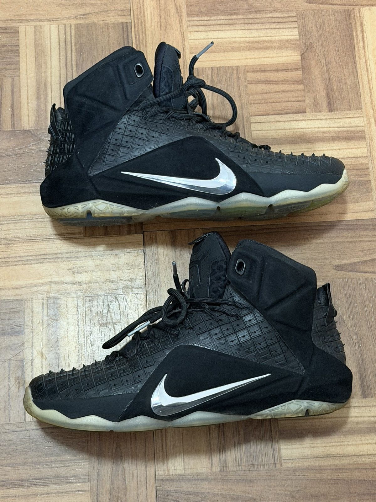 Nike Nike LeBron 12 EXT Rubber City Size US 10.5 / EU 43-44 - 1 Thumbnail