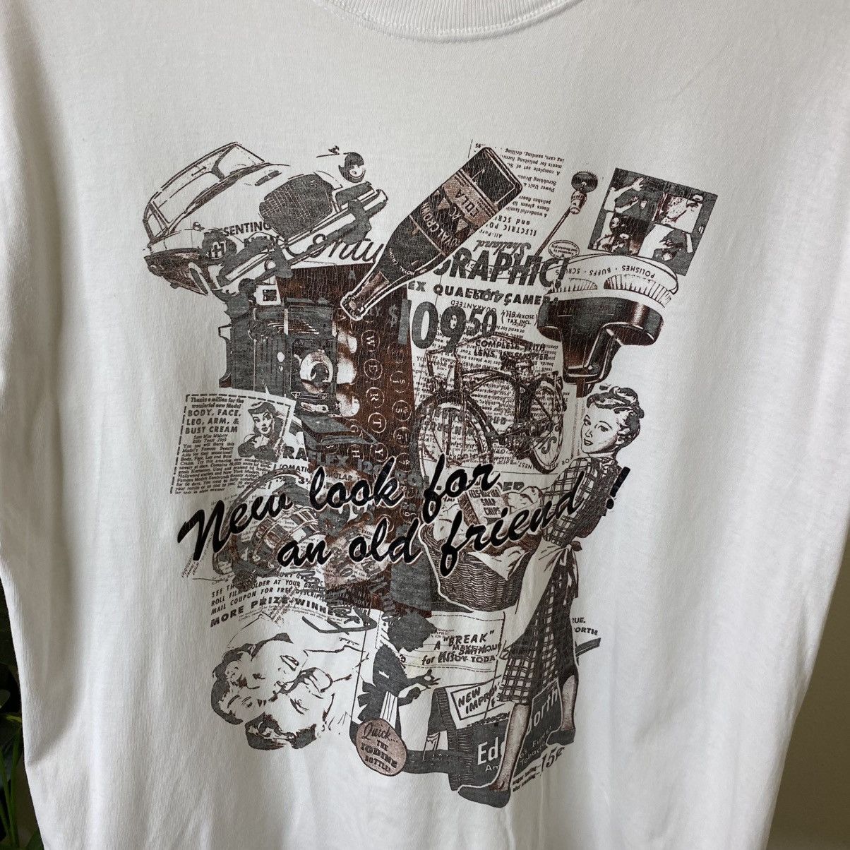 Vintage Y2K New Look For An Old Friend Graphic T Shirt Size US L / EU 52-54 / 3 - 2 Thumbnail