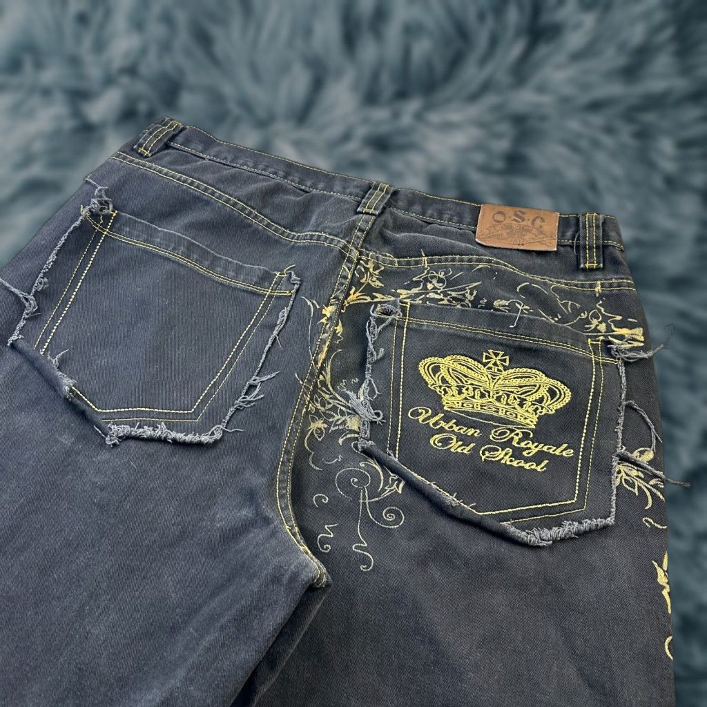 Vintage VINTAGE Old Skool Urban Royale Jeans Shorts Mens 40 Black Denim Short 13 In Inseam 90s Hip Hop Baggy Jorts Chino Logo Size US 40 / EU 56 - 1 Thumbnail