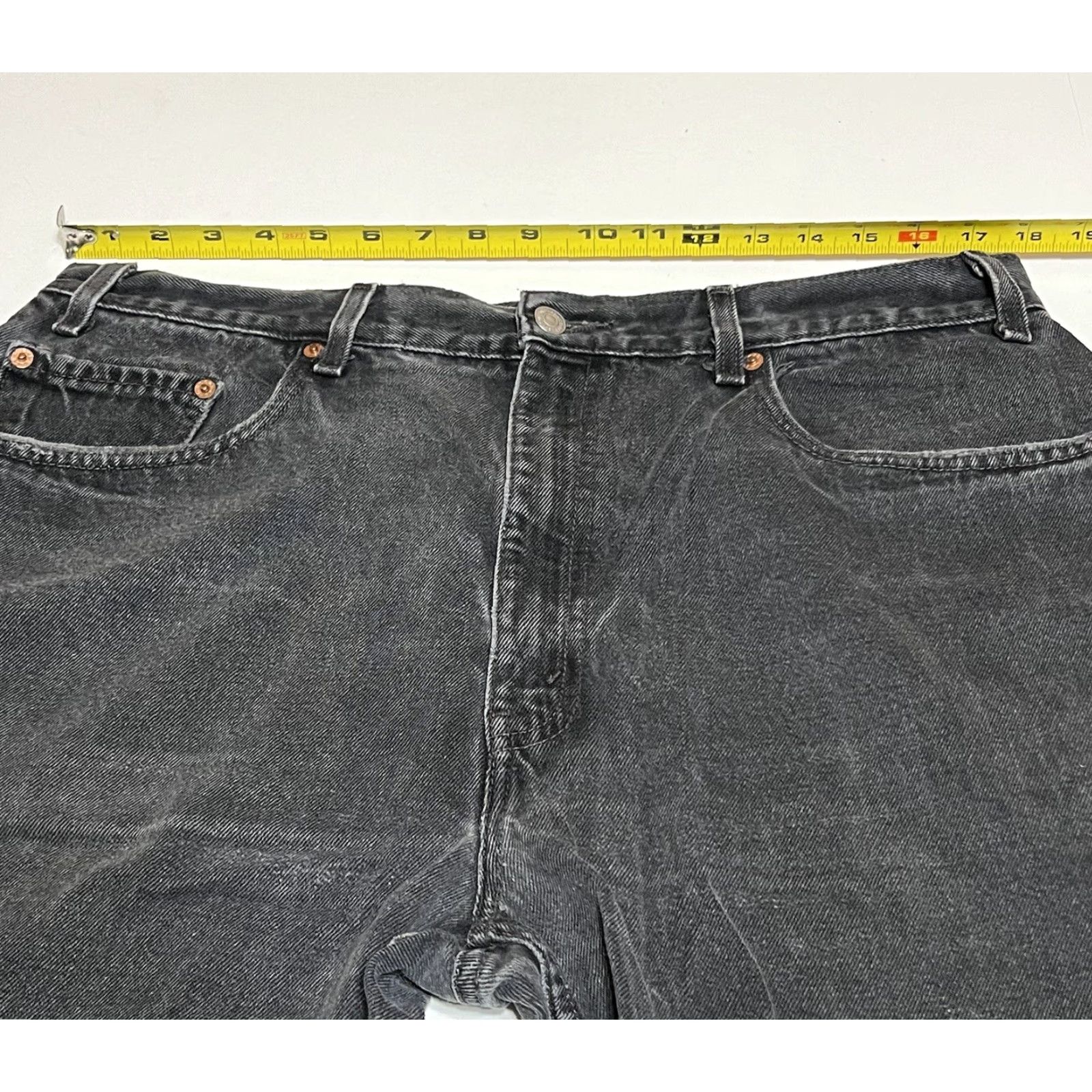 Levi's VINTAGE Levi's 505 Jeans Men's 36x31 Black Distressed 90s Grunge Straight Jeans Regular Mens Size US 36 / EU 52 - 3 Thumbnail
