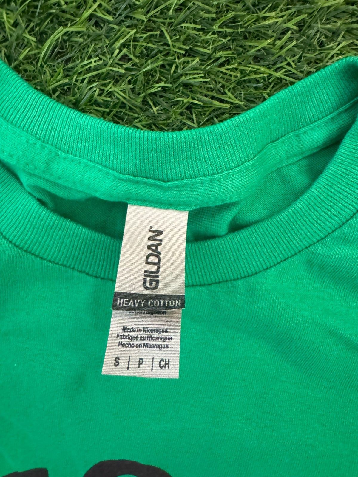 Gildan Green 504 Graphic T-Shirt Size S Size US S / EU 44-46 / 1 - 2 Thumbnail