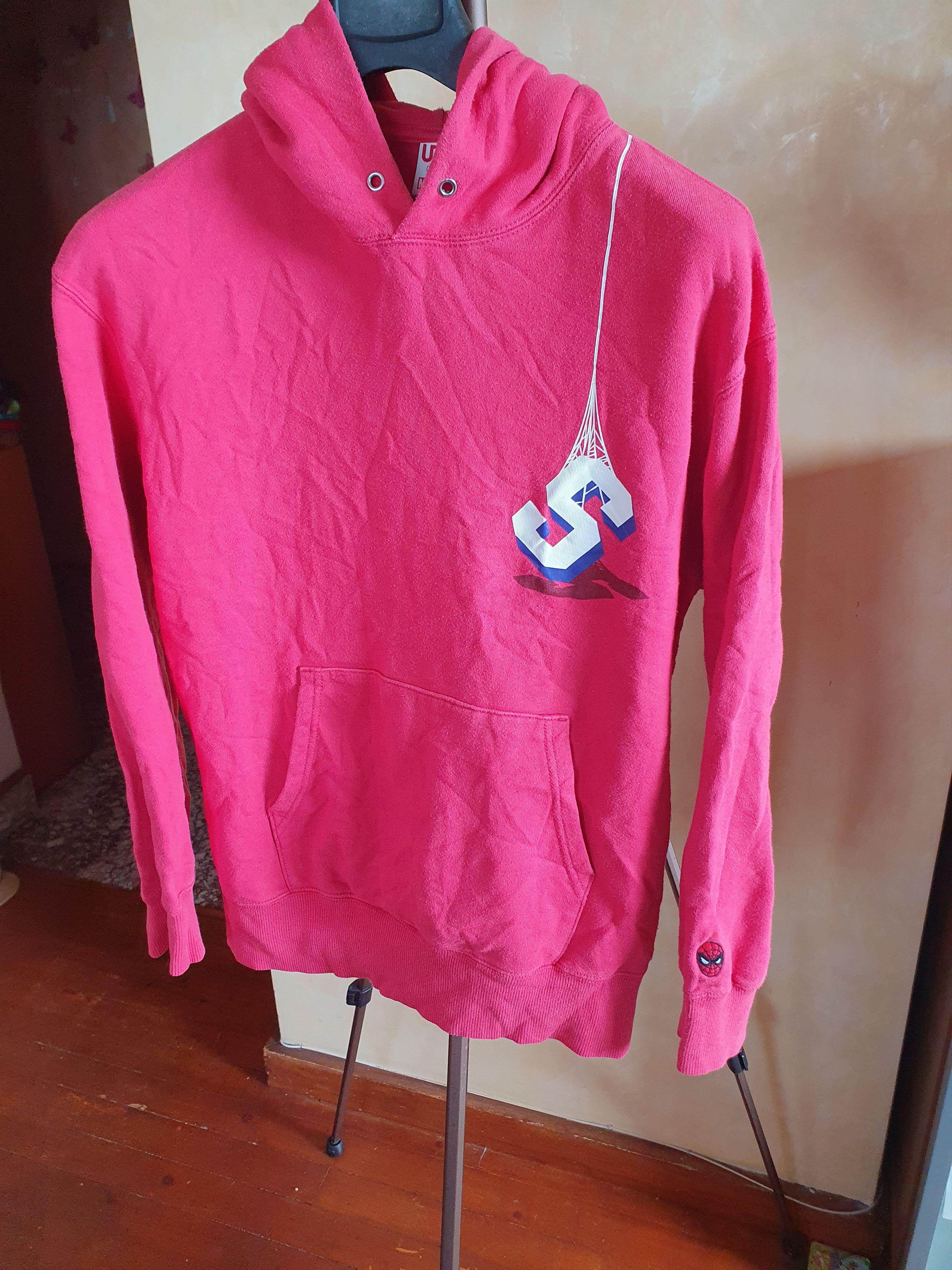Marvel Comics × Uniqlo Uniqlo Marvel Spiderman Hoodie Hanging S sz S/M? Size US S / EU 44-46 / 1 - 9 Thumbnail