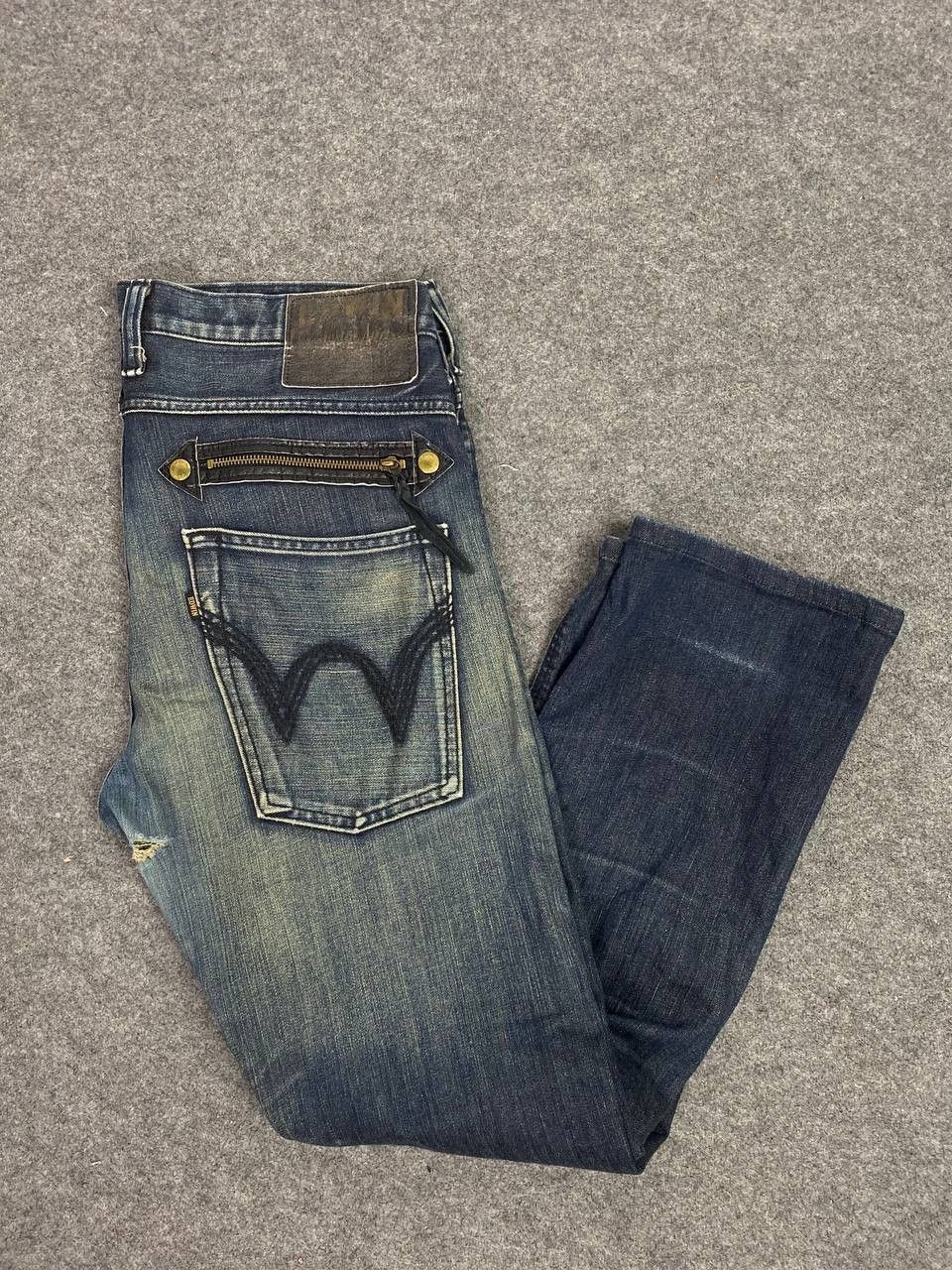 Edwin vintage edwin exclusive distressed denim nice rusty design Size US 36 / EU 52 - 2 Thumbnail