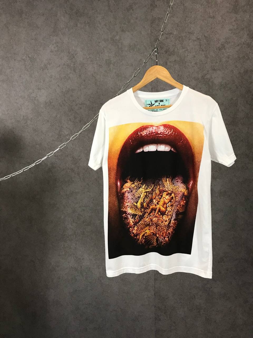 Other Ray Girl Ray Guy art tee Size US M / EU 48-50 / 2 - 1 Thumbnail