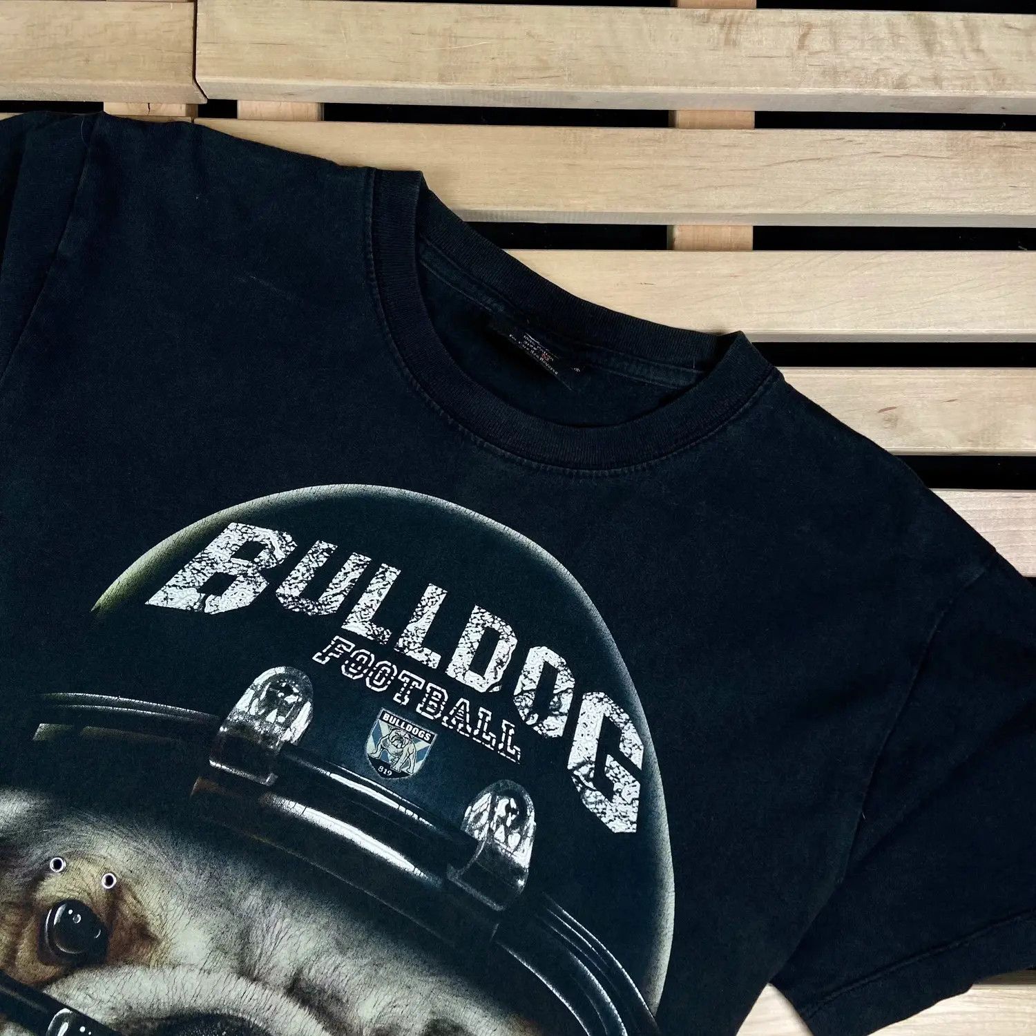 Band Tees Mens Vintage T Shirt Bulldog Football Size M Size US M / EU 48-50 / 2 - 2 Thumbnail