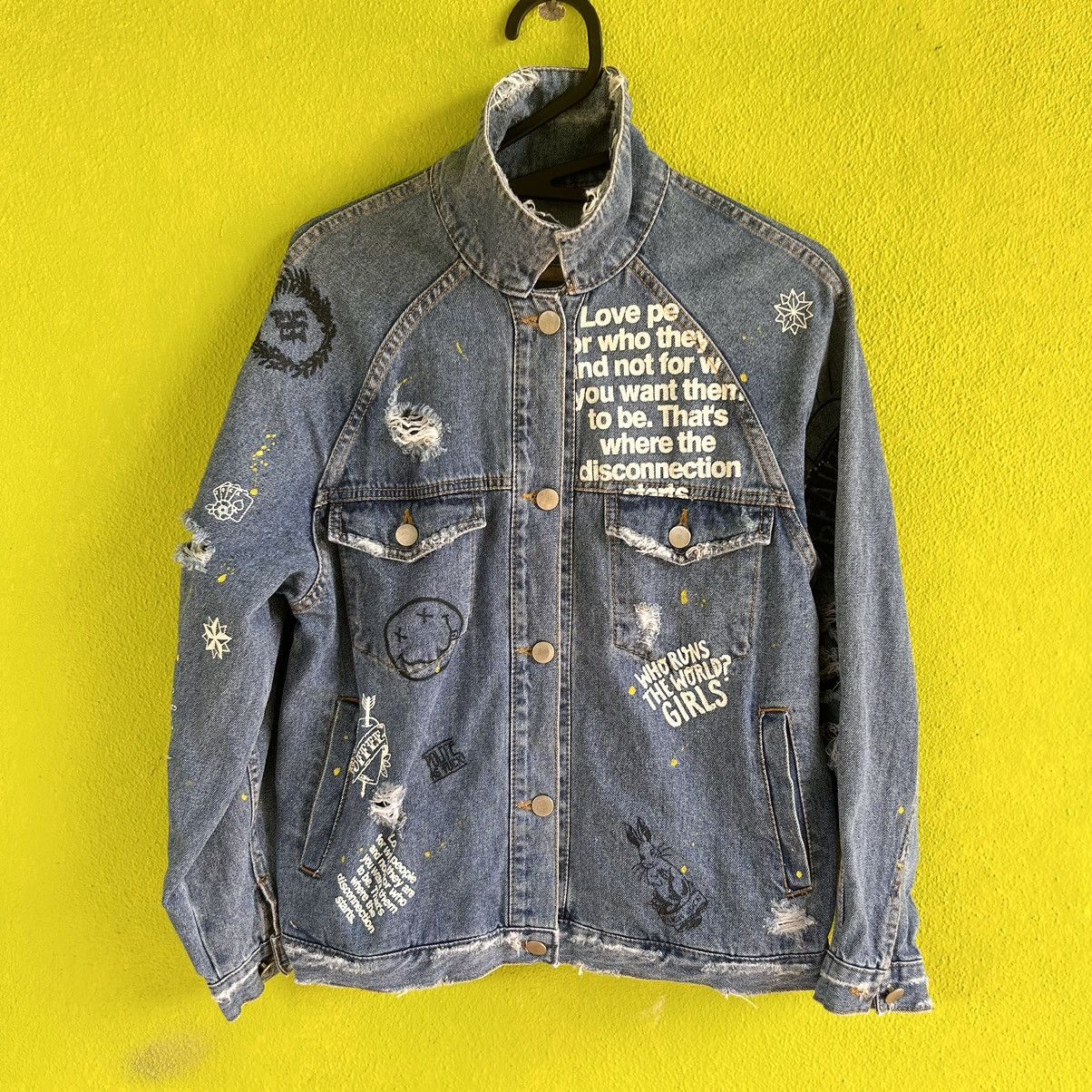 Vintage Vintage Japanese Brand Full Print Denim Jacket Size L / US 10 / IT 46 - 2 Thumbnail