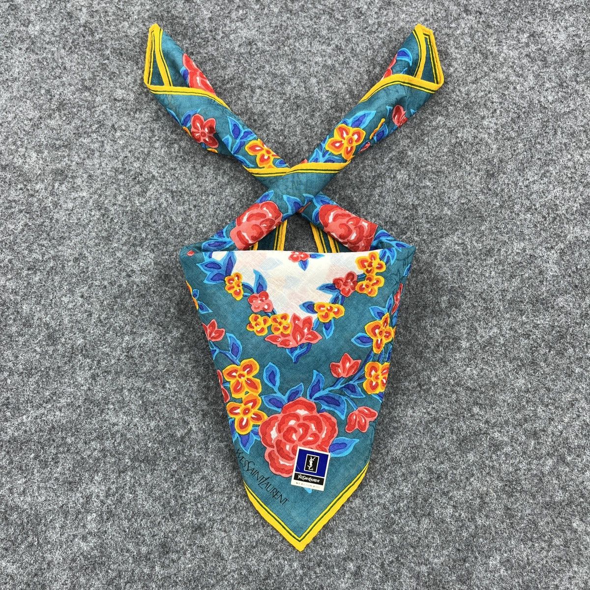 Vintage Yves Saint Laurent Handkerchief / Neckerchief B1218 Size ONE SIZE - 4 Thumbnail