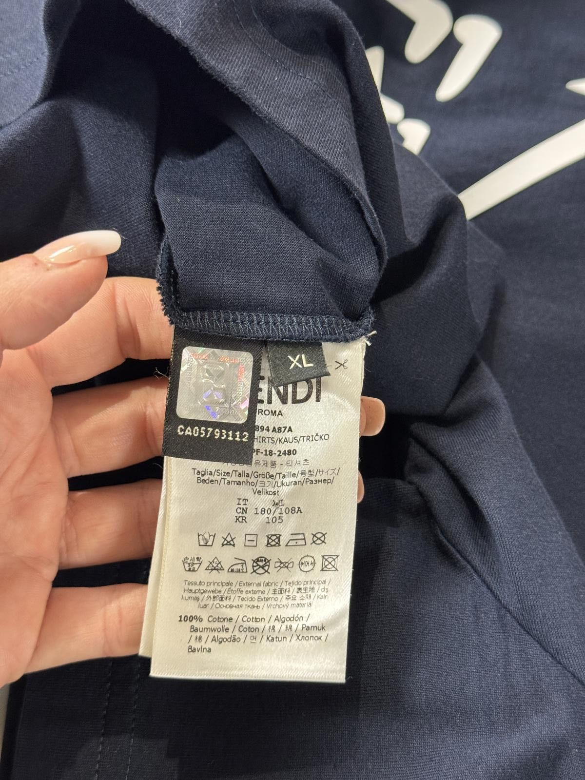Fendi Fendi Mens Crystal Monster Eyes T Shirt X-Large Navy Size US XL / EU 56 / 4 - 7 Thumbnail