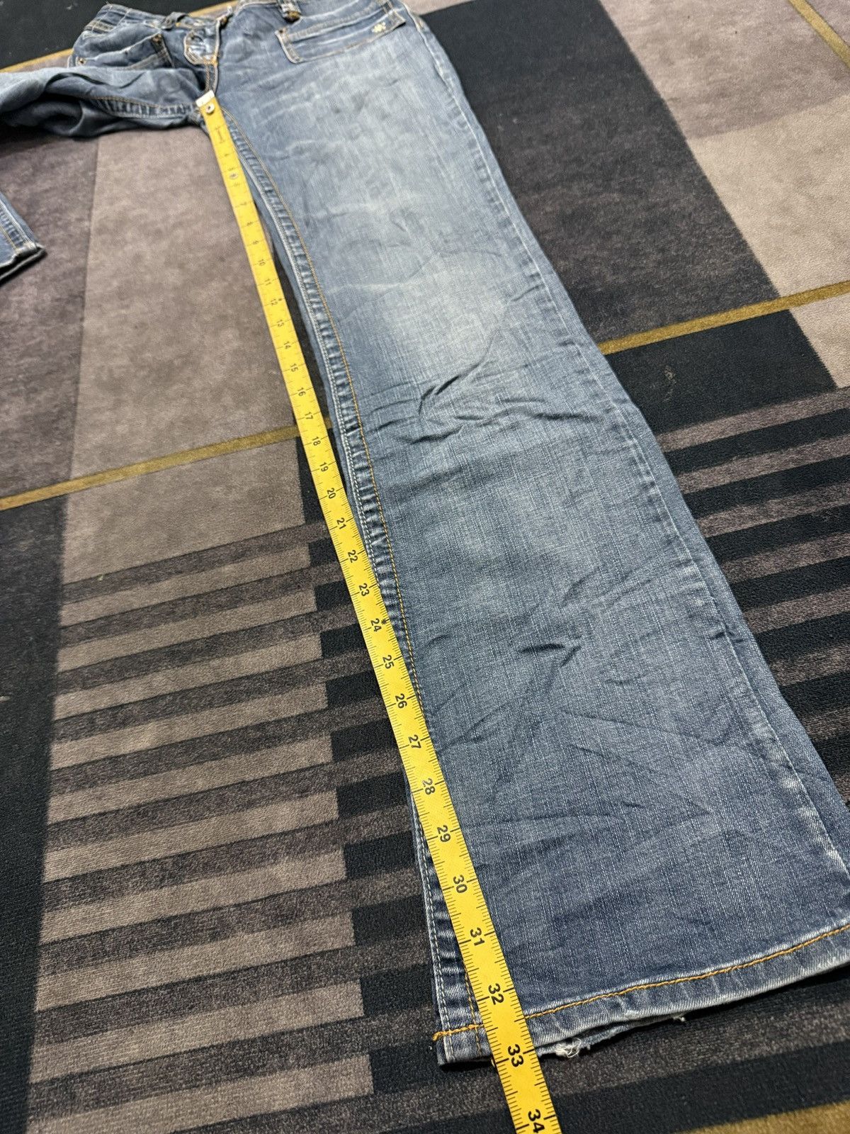 If Six Was Nine BLUE RAGS BOOT CUT DENIM PANTS Size US 28 / EU 44 - 13 Thumbnail
