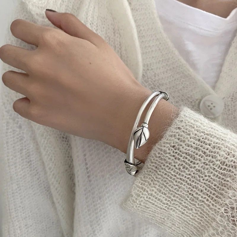 Jewelry × Vintage Lotus Flower & Leaf Bangle Bracelet 🪷 Size ONE SIZE - 4 Thumbnail