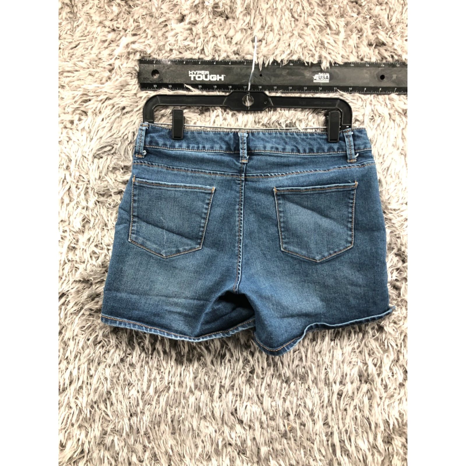 Vintage Falls Creek Boyfriend Shorts Womens Size 8 Mid Rise Medium Wash Blue Shirt Womens Casual Summer Modern 90s Boys? Size 30" / US 8 / IT 44 - 4 Thumbnail