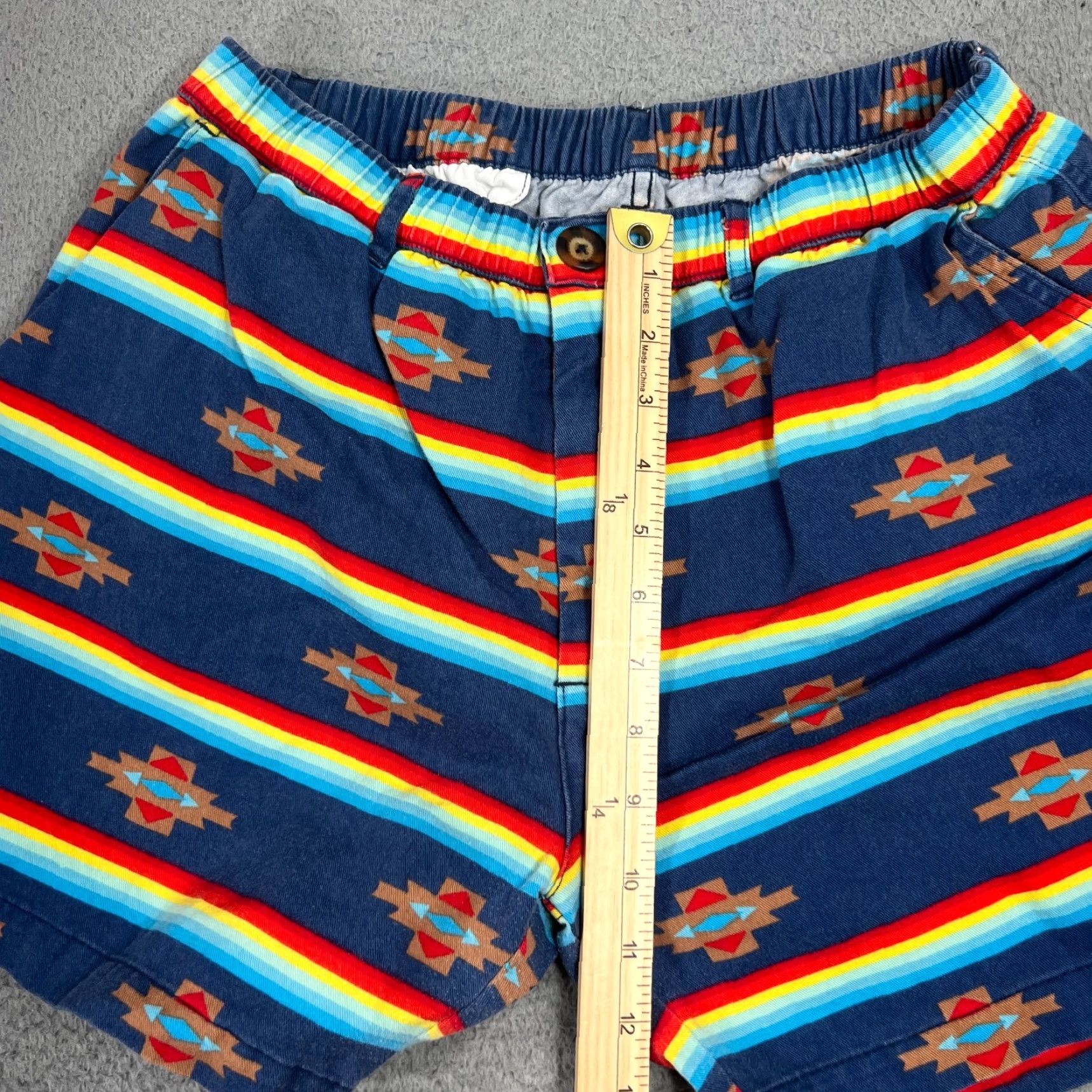 Chubbies Chubbies Shorts Men's L Blue Aztec Striped 5" Inseam Casual Stretch Size US 33 - 4 Thumbnail