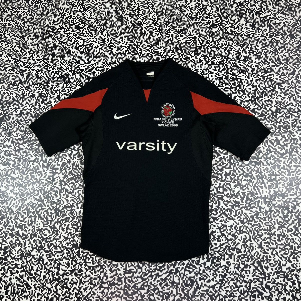 Nike Vintage Y2K Wales 10 Michalak Rugby Jersey Size US L / EU 52-54 / 3 - 1 Thumbnail