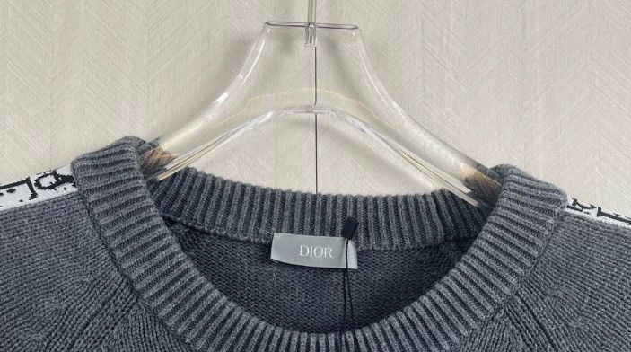 Dior Dior Grey Kirin Arm Sweater 2412-Nextarrow Size US M / EU 48-50 / 2 - 3 Thumbnail