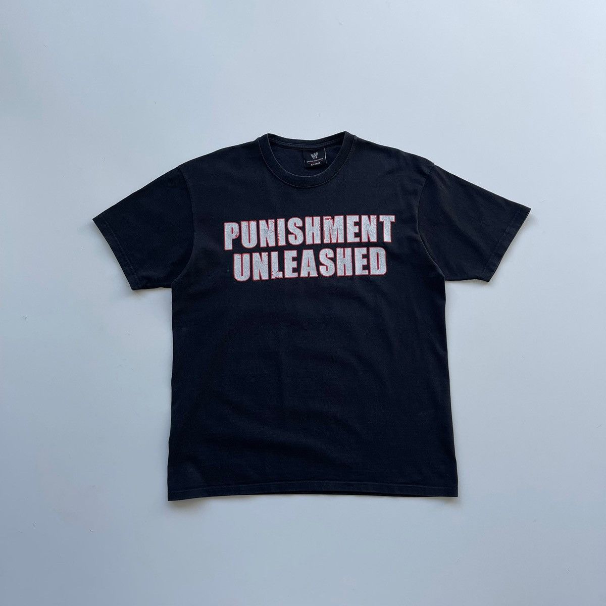Vintage × WWE WWE Batista Punishment Unleashed 00ʼa Vintage T-Shirt 2000 Size US XL / EU 56 / 4 - 1 Thumbnail