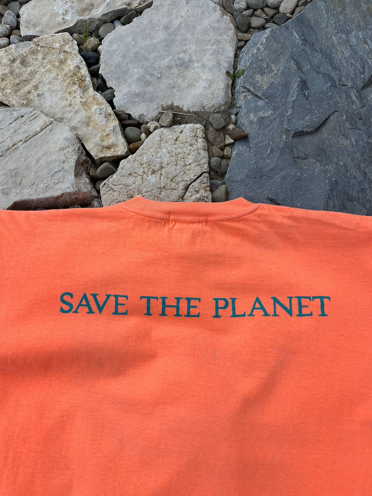 Hard Rock Cafe Vintage Hard Rock Cafe Bangkok neon y2k save the planet tee Size US L / EU 52-54 / 3 - 16 Thumbnail