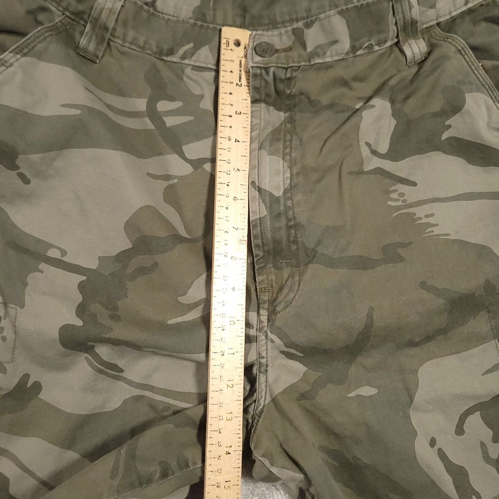 Wrangler Wrangler Cargo Shorts Mens 38 Green Camo Army Military Work Utility Y2K Cargo Shorts 90s Grunge Outdoor Classic Mens Size US 38 / EU 54 - 6 Thumbnail