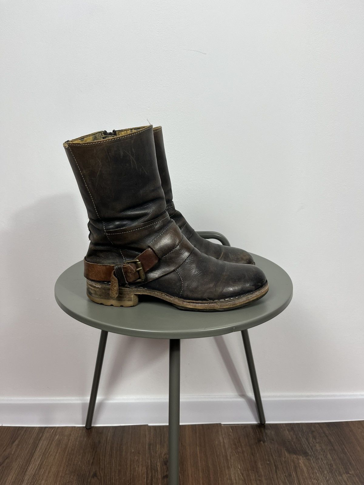 Fly London Fly London Distressed Leather Moto Boots Avant-Garde EU39 Size US 8.5 / EU 41-42 - 11 Thumbnail