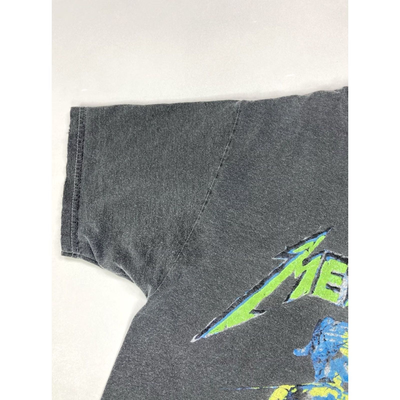 Vintage VINTAGE Metallica And Justice For All Graphic T-shirt Men Small Gray Distressed Music Size US S / EU 44-46 / 1 - 4 Thumbnail