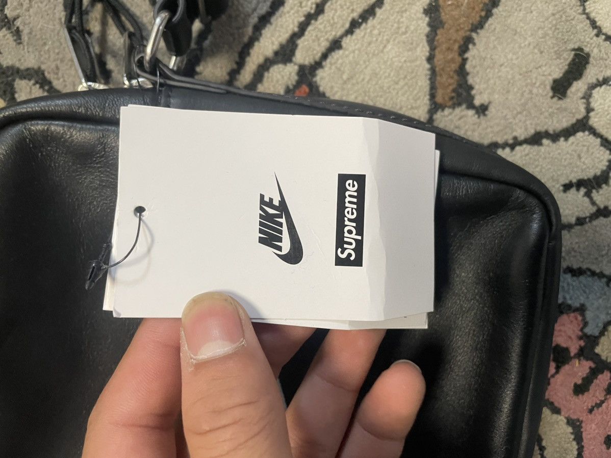 Nike × Supreme Supreme x Nike leather shoulder bag Size ONE SIZE - 3 Thumbnail