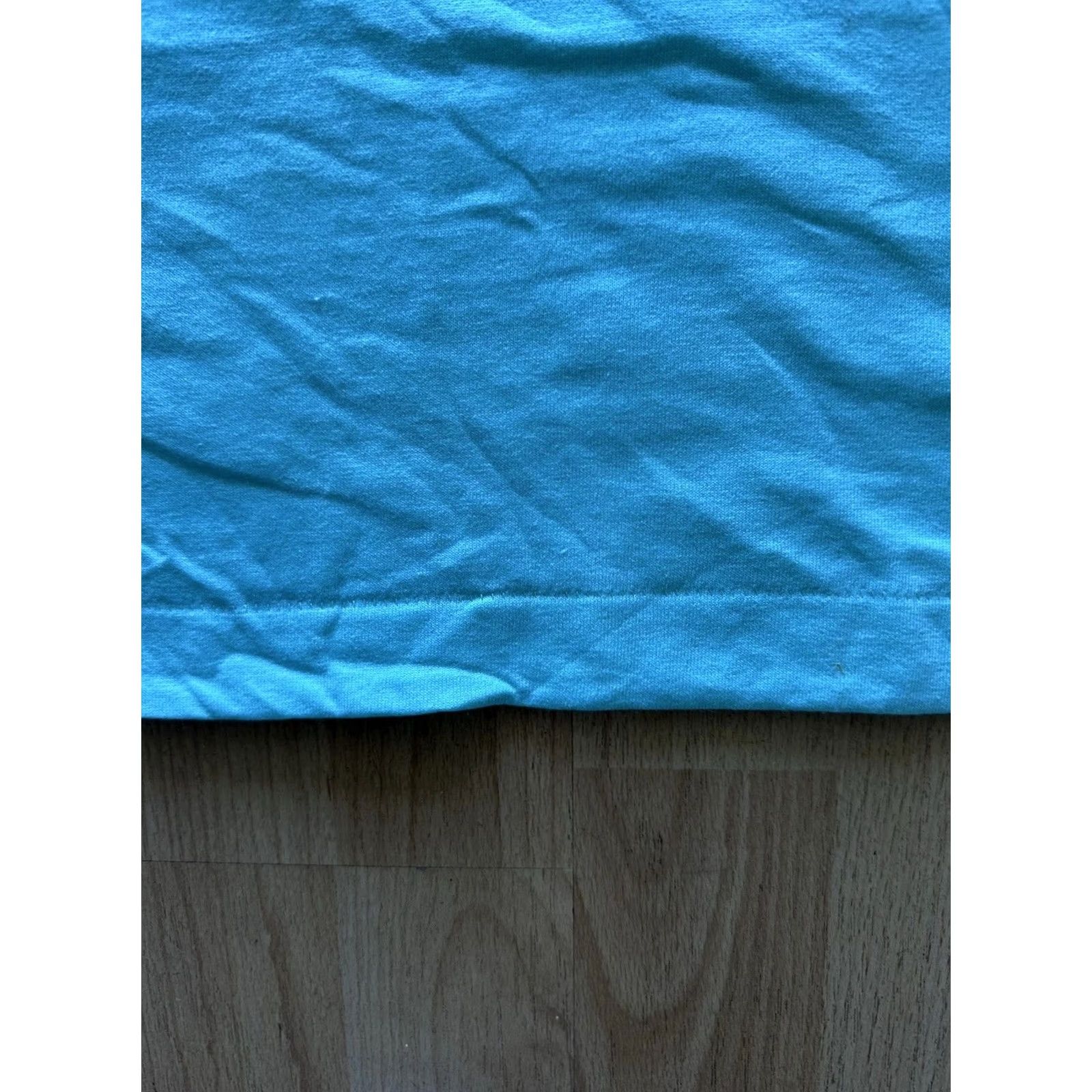 Vintage VINTAGE Screen Stars T-Shirt Turquoise L Men Short Sleeve 1980s 1990s Single Stitch NWOT Cotton Blend Made in USA Size US L / EU 52-54 / 3 - 6 Thumbnail